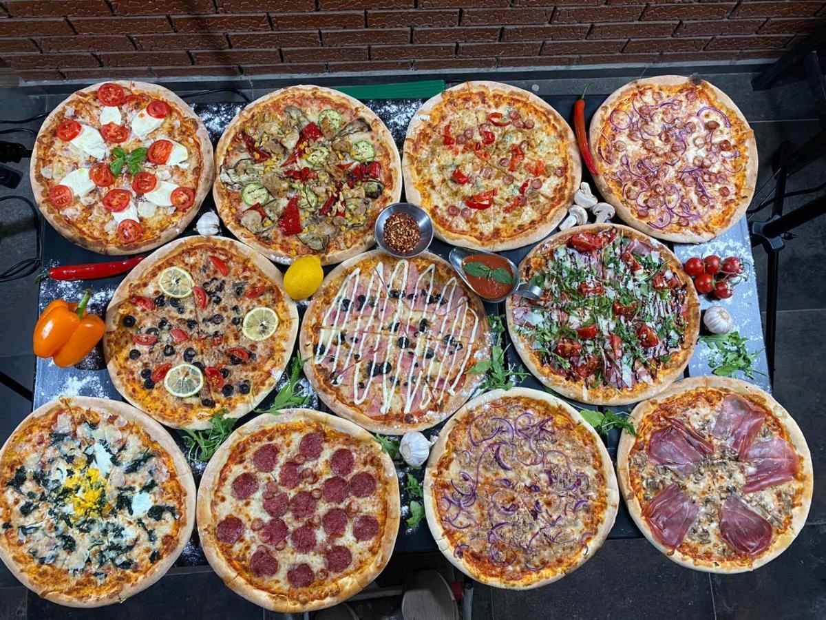 Han Pizza&Pasta Domnesti  Kültér fotó