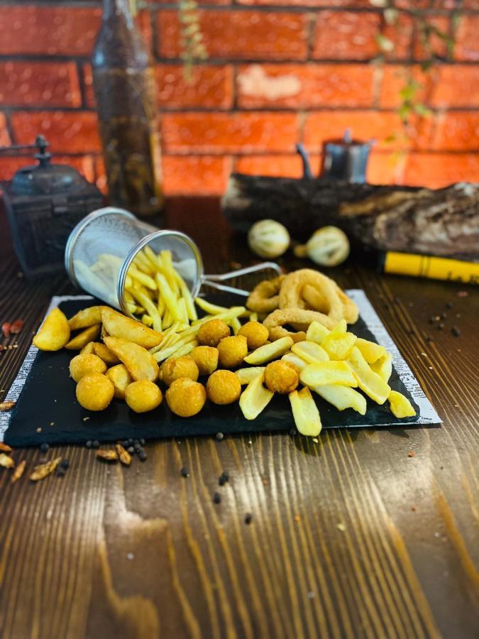 Han Pizza&Pasta Domnesti  Kültér fotó